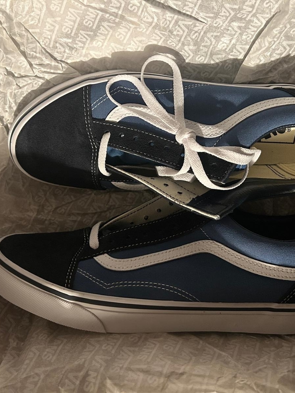 Vans Men’s Blue and Black Old Skool Sneakers